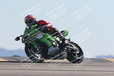 media/Oct-30-2025-Racers Edge (Thu) [[dabbdaf680]]/3-B Group/Session 4 Turn 9/